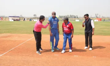 एक्स्ट्राटेक लिजेन्ड कप: लिजेन्ड्स ९६ लाई पराजित गर्दै २०१४ विश्वकप लिजेन्ड्स फाइनलमा