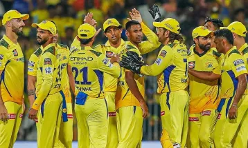 आइपिएलको पहिलो खेलमा सीएसके विजयी, आरसीबीलाई ६ विकेटले हरायो