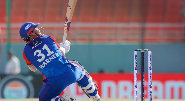 आइपीएल : डीसीले पीबीकेएसलाई १ सय ७५ रनको लक्ष्य दियो, अभिषेकले बनाए १० बलमा ३२ रन