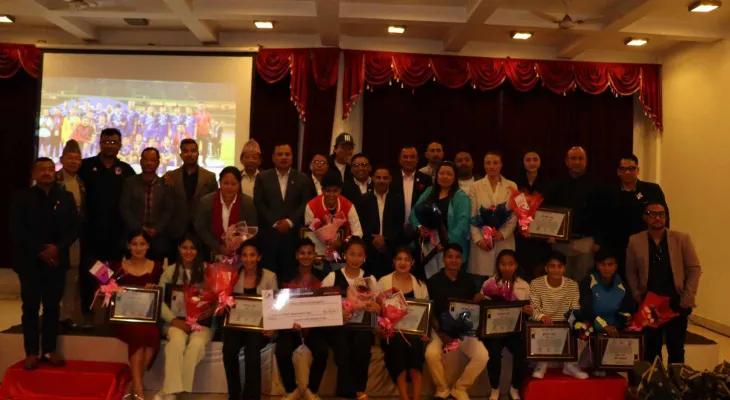 महिला फुटबल टिमको सम्म्मान