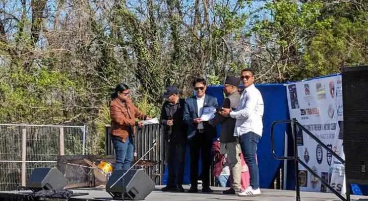 दीपक र विप्लव सम्मानित