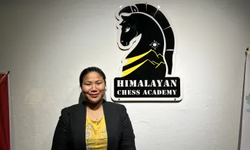 मोनालिशा खम्बू नेपालकै पहिलो महिला आईए