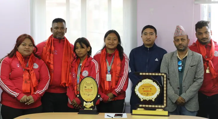 कुरास च्याम्पियनसिपका पदक विजेता खेलाडी स्वदेश फर्किए