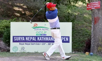 सूर्य नेपाल काठमाडौं ओपनको पहिलो दिन भुवन नगरकोटी शीर्षस्थानमा