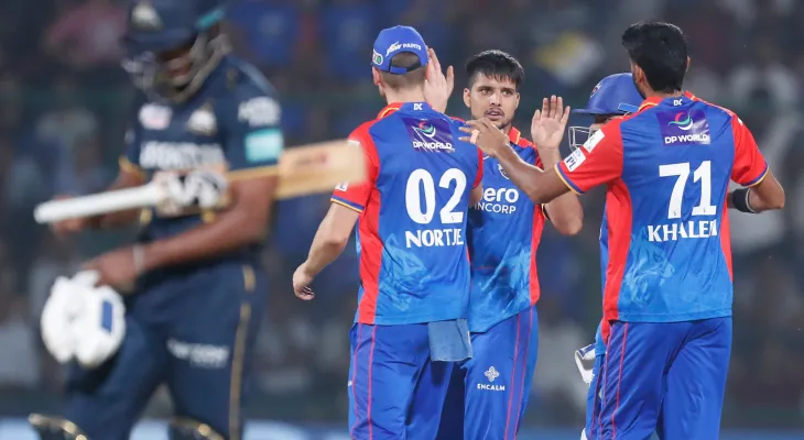 आइपिएल : पन्त र अक्षरको उत्कृष्ट पारिमा दिल्लीले गुजरातलाई ४ रनले हरायो