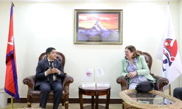 सदस्य–सचिव र मारिसोलबीच भेट