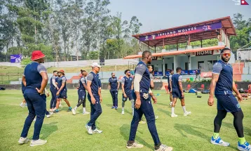 टियुमा अभ्यास गर्दै वेस्ट इन्डिज ए टिम