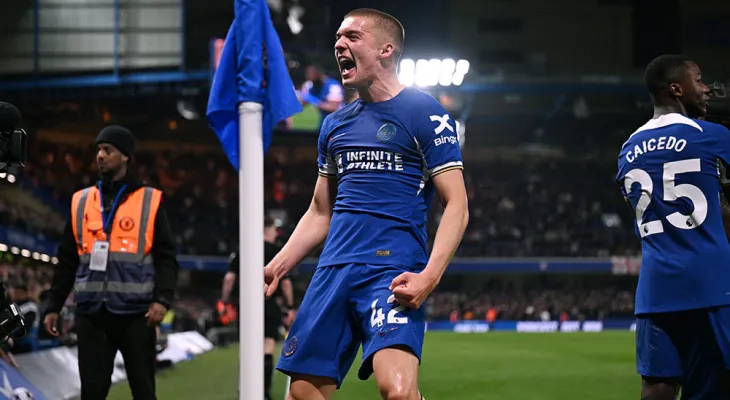 टोटनह्याममाथि चेल्सी २-० ले विजयी