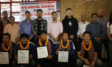 उपाधि विजेता बास्केटबल टोली सम्मानित