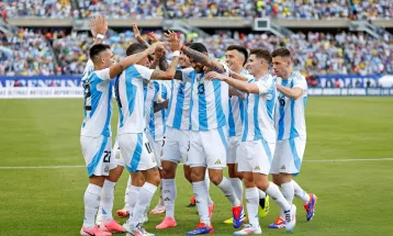 मारियाको गोलमा अर्जेन्टिना विजयी