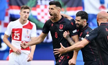 अल्बानियाले क्रोसियालाई बराबरीमा रोक्यो