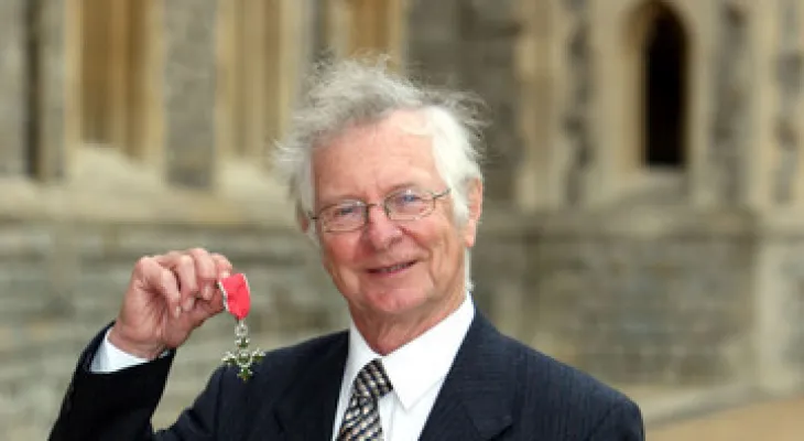 डीएलएस विधि निर्माता फ्रान्क डकवर्थको निधन