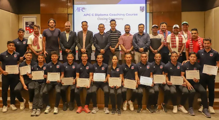 Football players finish their AFC C Diploma in Coaching