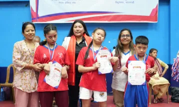 बोसियामा सुवेज्ञालाई स्वर्ण