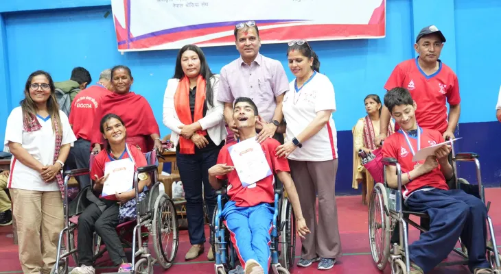 बोसियामा सुवेज्ञालाई स्वर्ण