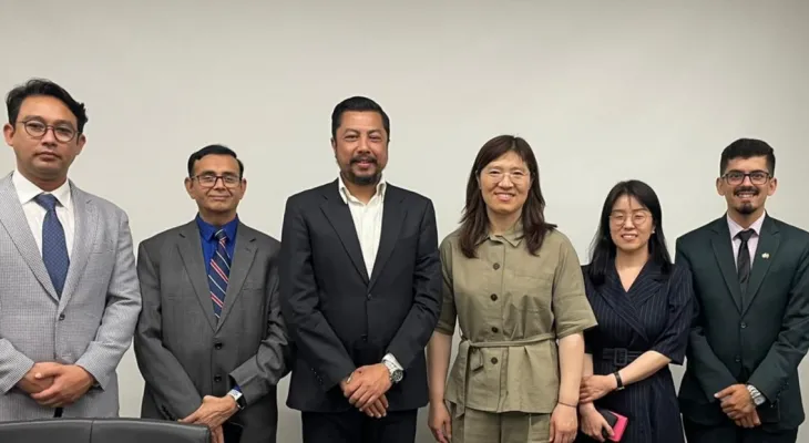 खेलकुद मन्त्री श्रेष्ठ र जाङ मि–रानबीच भेटवार्ता