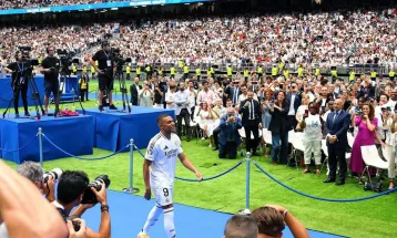 रियल म्याड्रिडका ८० हजारभन्दा बढी फ्यानले गरे एम्बाप्पेको स्वागत