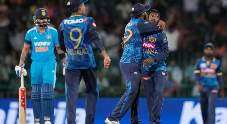 रोमाञ्चक खेलमा श्रीलंकाले भारतलाई जितबाट रोक्यो, खेल टाई