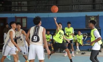 जेभियर र ग्रिनफिल्डको विजयी सुरुआत