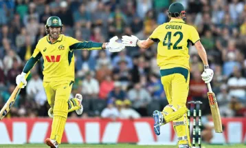 एकै खेलमा तीन शतक, अष्ट्रेलियाले रच्यो कीर्तिमान