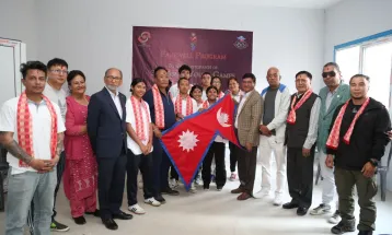 एशियन युथ गेम्सका लागि नेपाली युवा खेलाडी टोलीलाई एनओसी अध्यक्ष जीवनराम श्रेष्ठद्वारा विदाई