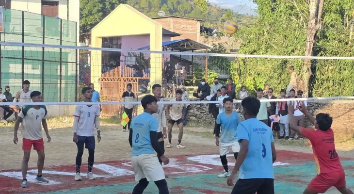सूर्योदय युवा क्लब बडिगाडलाई खुला भलिबल प्रतियोगिताको उपाधि