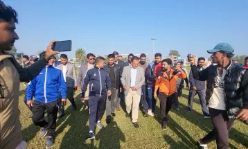 उर्जा मन्त्री घिसिङ र खेलकुद मन्त्री गुप्ताद्वारा जनकपुरधामको निर्माणाधिन रंगशालाको निरीक्षण