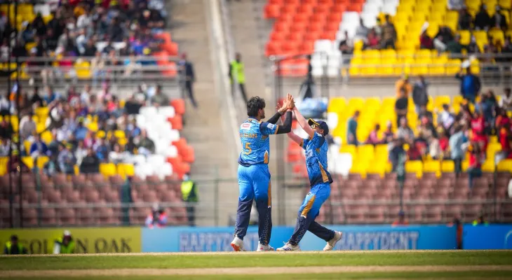 एनपीएल : कर्णालीलाई छैठो सफलता, कप्तान रोहित पौंडेल ४९ रनमा आउट