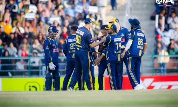 एनपिएलः विराटनगर विरुद्ध काठमाडौंले छैठौं विकेट गुमायो