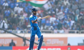 पहिलो वनडेमा भारतद्धारा दक्षिण अफ्रिकालाई ३ सय ५० रनको लक्ष्य