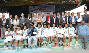 रेडियन्ट पब्लिकलाई प्याब्सन बास्केटबल उपाधि