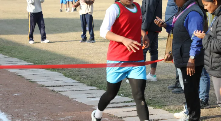 ओप्स खेलकुदको ४ सय मिटर दौडमा अंकित र अनितालाई स्वर्ण