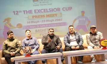 एक्सेल्सियर कपमा ८२ टिम