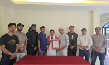 मिङ्मा शेर्पा सम्मानित